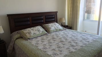 Family Room | 2 bedrooms