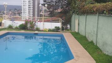 Piscina a l'aire lliure