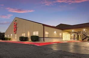 Exterior - Red Roof Inn Temple (Temple)