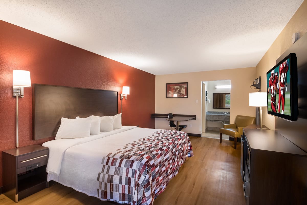 Habitación superior, 1 cama King size, para no fumadores | Cunas gratuitas, camas extra, wifi gratis y ropa de cama