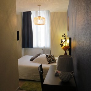 Chambre Double | Décoration personnalisée, ameublement personnalisé, bureau