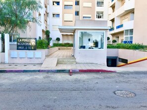 Entrée de l’hébergement