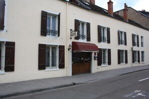 Exterior - Hôtel République (Dijon)