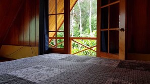 Standard Villa, 3 Bedrooms | Premium bedding, individually decorated, individually furnished - Casa Camila (Boquete)