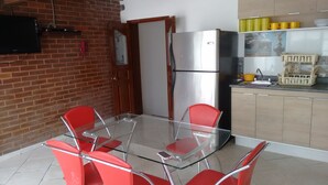House, Non Smoking | In-room dining - Casa Liceo (Guadalajara)
