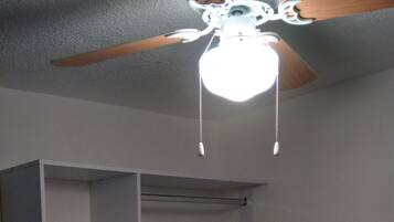 Casa, para no fumadores | 8 habitaciones, tabla de planchar con plancha y wifi gratis