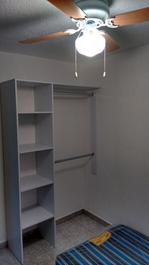 Casa, para no fumadores | 8 habitaciones, tabla de planchar con plancha y wifi gratis