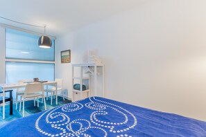 Apartment, Ground Floor | Blackout drapes, iron/ironing board, free WiFi, bed sheets