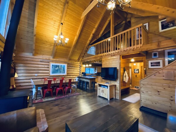 Interior - 'Spectacular' 4 Bedroom, 3 Bath, Sundance Mt. Home, Central A/C (sundance)