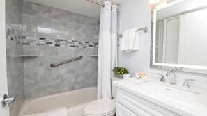 Unclassified image, 5 of 50, button