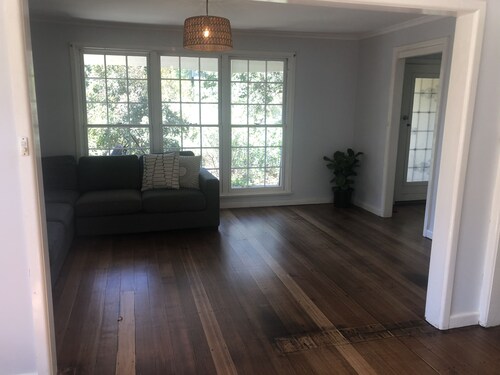 6 bedroom family home 