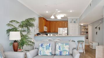 Smart TV, DVD player