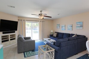 TV, fireplace, DVD player