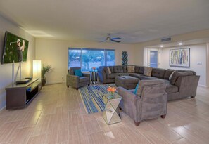 Smart TV, fireplace, DVD player, books