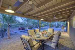 Outdoor dining