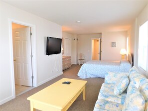 6 chambres, fer et planche à repasser, Wi-Fi