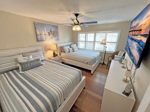 2 slaapkamers, een strijkplank/strijkijzer, gratis wifi, beddengoed