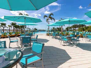 Outdoor dining - Pristine Margaritaville Cottage: Waterfront Haven w/ Private Pool & Spa (Kissimmee)