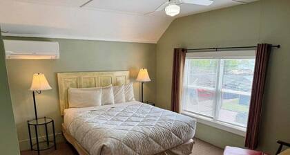 Private Suite mit Küchenzeile Downtown Madeline Island