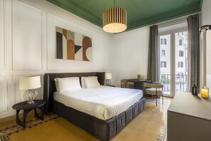 5 Schlafzimmer, Zimmersafe, Bügeleisen/Bügelbrett, Reisekinderbett