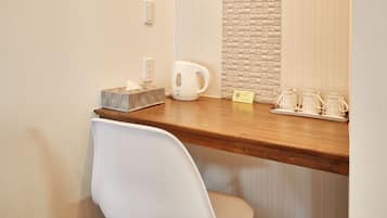 Apartment Type Twin | 1 bedroom, desk, free WiFi, bed sheets