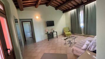 TV connectée, table de tennis de table