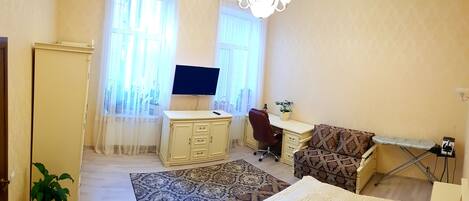 2 室のベッドルーム、WiFi