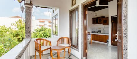 Room, 1 Bedroom, Non Smoking, Pool View | Terrace/patio