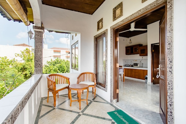 Quarto, 1 quarto, para não fumantes, vista para a piscina | Terraço/pátio