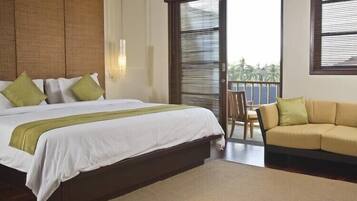 2 Schlafzimmer, Zimmersafe, Schreibtisch, Bügeleisen/Bügelbrett