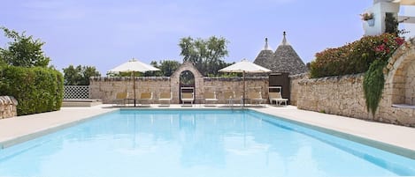 Ulkouima-allas, lämmitetty uima-allas