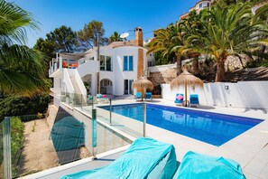 Pool - Villa Momily- fantastic and luxurious villa, excellent sea view! (Moraira)