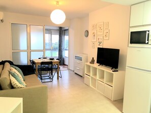 TV - Magnificent Apartment in Torremolinos (Torremolinos)