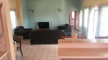 TV layar datar
