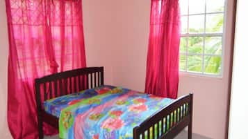 Apartment, 1 Queen Bed, Non Smoking | 2 bedrooms, iron/ironing board, free WiFi, bed sheets