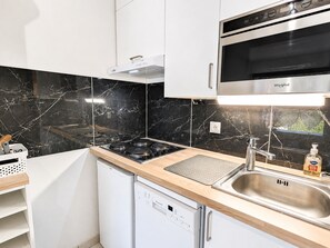 茶具/咖啡用具、冰箱、微波炉、洗碗机