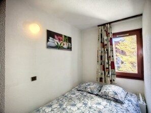 1 bedroom - Ski-in apartment, 2 rooms, pets allowed (Les Menuires)