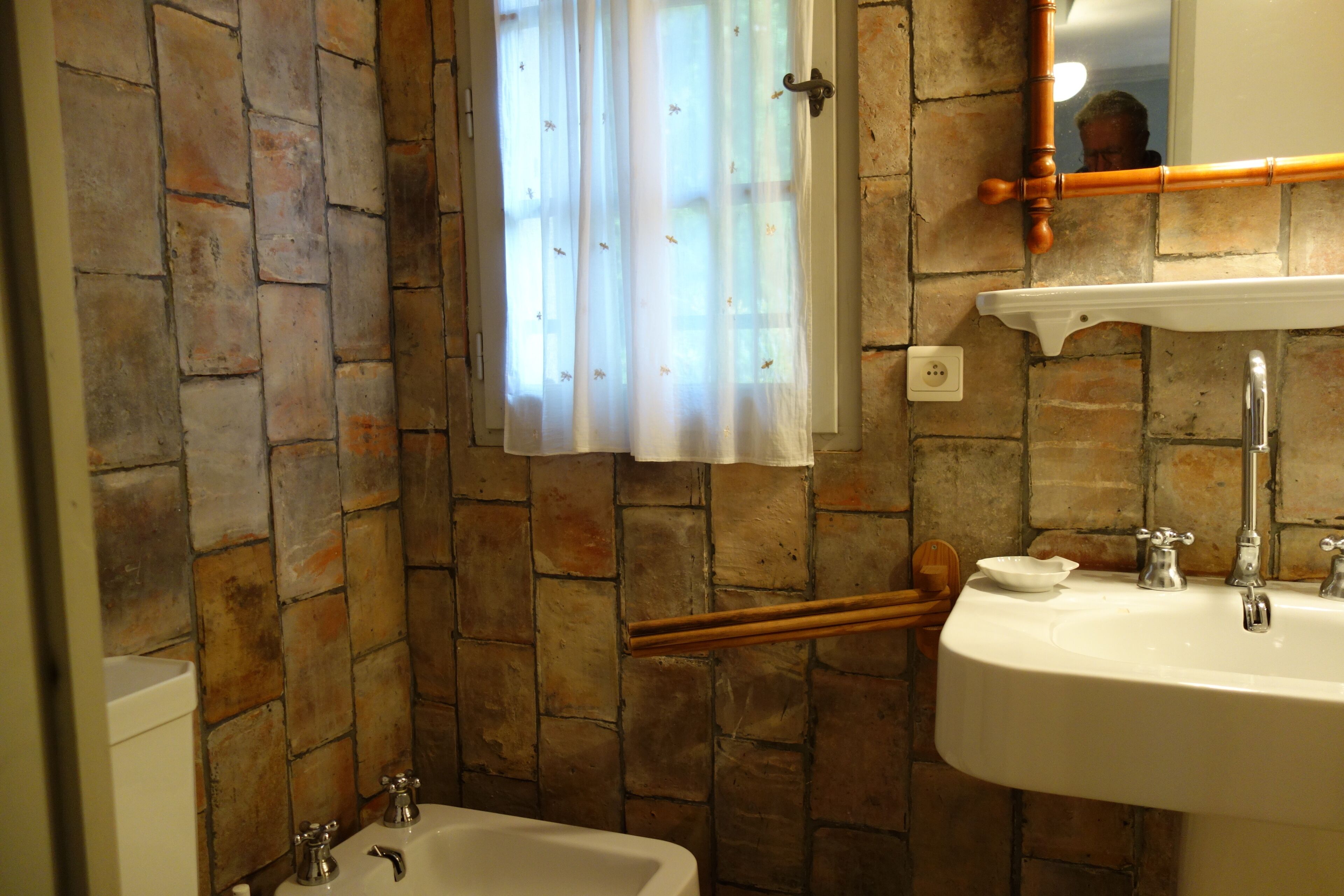salle d'eau + WC attenant chambre Grise