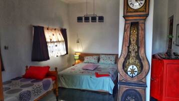 1 makuuhuone, vauvan matkasänky, ilmainen Wi-Fi, vuodevaatteet