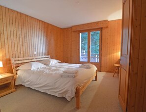 3 habitaciones, internet y ropa de cama 