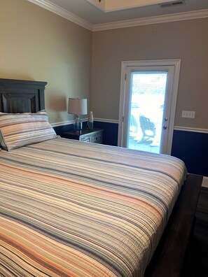 3 bedrooms, free WiFi, bed sheets