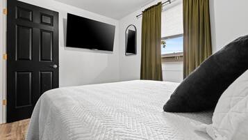 4 Schlafzimmer, Bügeleisen/Bügelbrett, kostenloses WLAN, Bettwäsche