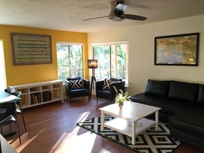 TV, video games, DVD player, books -  Private Yosemite County home. On 40 Acres! (Mariposa)