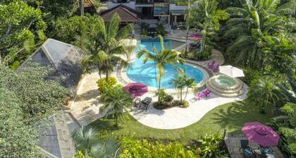 Luxury and Comfort in your own tropical resort