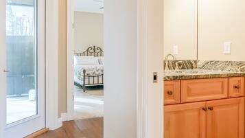 3 quartos, ferros/tábuas de passar roupa, Wi-Fi de cortesia