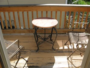 Property grounds - Charming Southwest Victorian in Ouray , Sleeps 8, In town Location (Ouray)