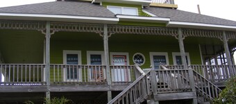 5 night min Panoramic Ocean & Sound Views Cottage on Emerald Isle