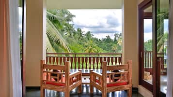 Suite | Balcony