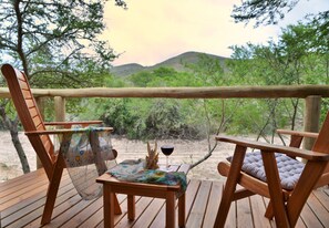 Terrace/patio - Garden Route Safari Camp (Brandwag)