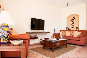 Televisión, oficina